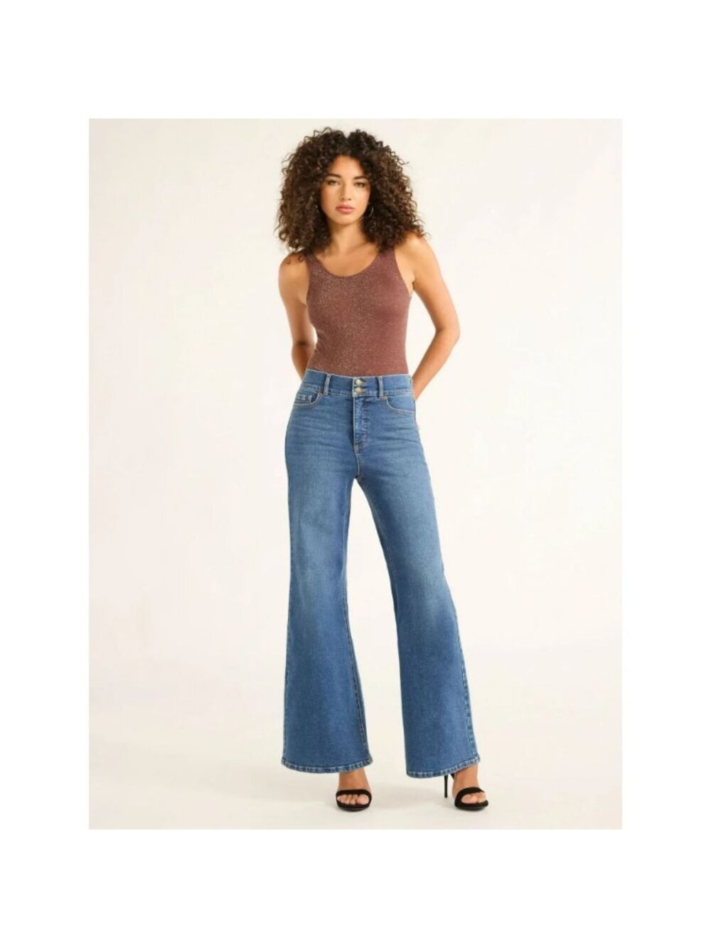 Sofia by Sofia Vergara Women's Margot Wide Leg High Rise Jeans, Size 18, Classic - Picture 2 of 4